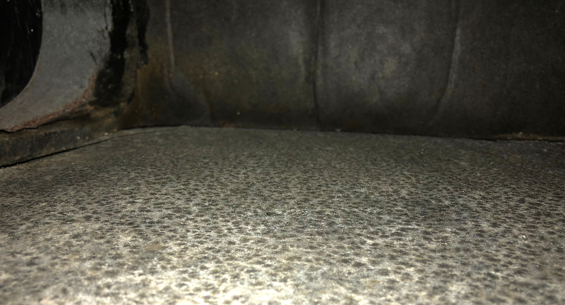 UVC Lights for HVAC Mold: Do They Really Work? — Prevention & Maintenance